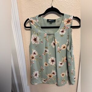 Sleeveless blouse